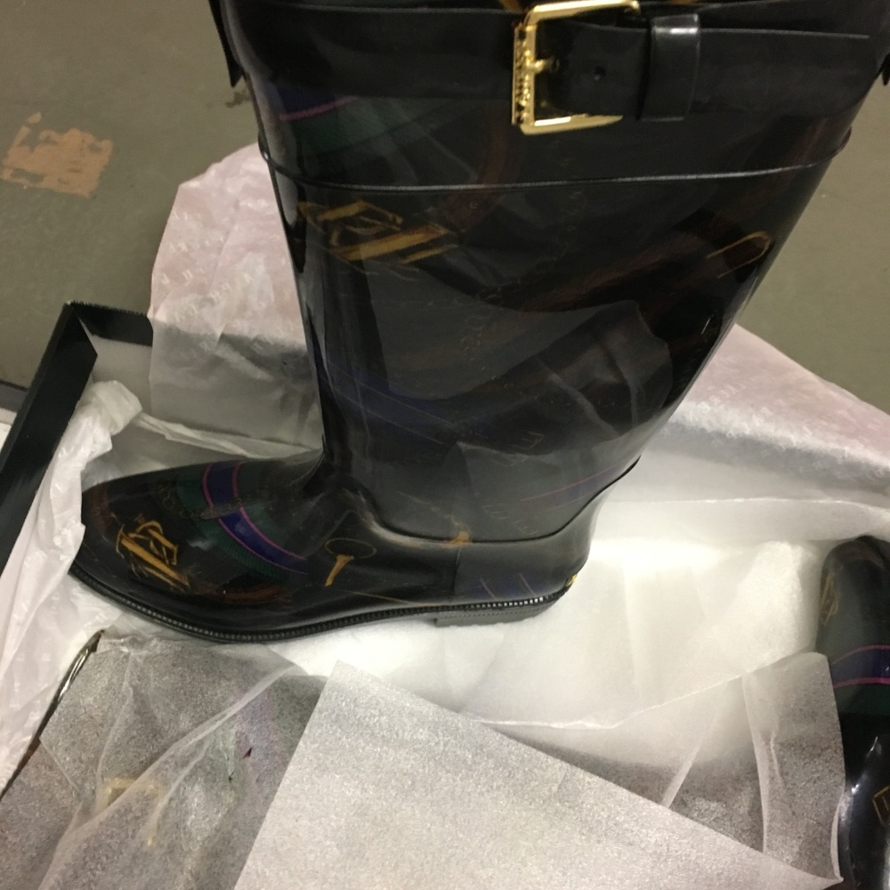 COPY - Ralph Lauren - Rossalyn II Rain Boot - Picture 2 of 4